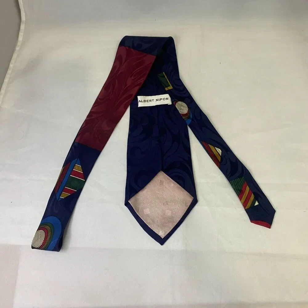 #6611 Albert Nipon Multicolored Abstract Pattern Mens Necktie. Tie